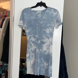 T-shirt dress
